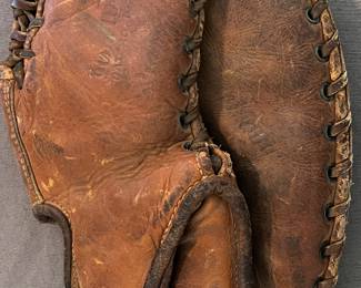 Vintage Wilson Baseball Glove 