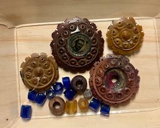 Set of Civil War Era Ulysses S Grant Ferrotype Presidential Campaign Buttons and Beads