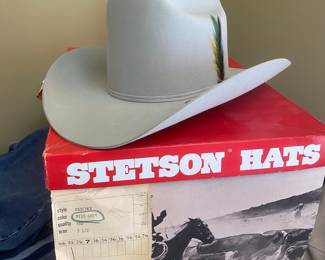 Very nice Stetson collection!