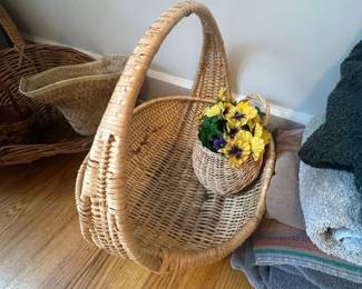 Vintage Woven Wicker Harvest or Gathering Basket 