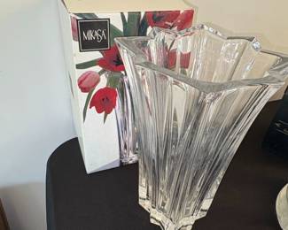 Mikasa Florale Crystal Vase