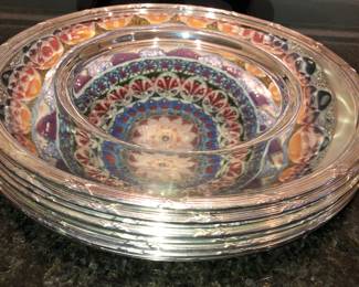 Set of Gumps sl. plate chargers