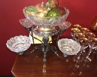 Epergne with one cracked cup