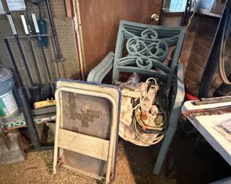 4 metal outdoor chairs