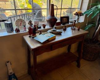 Small side table from Mexidona