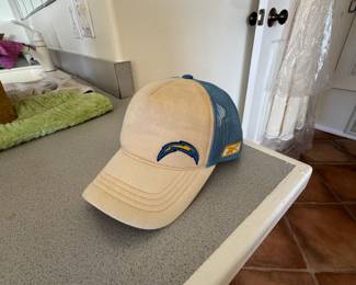 Reebok Los Angeles Chargers Trucker Hat
