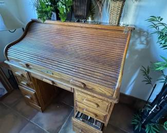 Vintage Oak Crest RollTop Desk