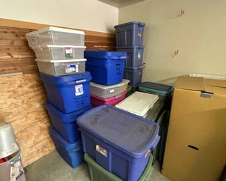 Rubbermaid Roughneck and Sterilite Storage Tubs