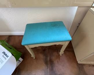 Vintage Vanity Stool second image