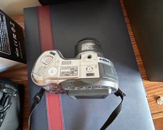 Sony Mavica MVCCD Digital Still Camera fourth image