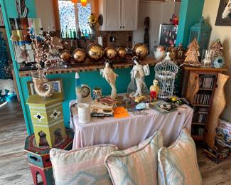 Beautiful Boho Art and Furniture. Lots of Southwest/Indigenous Paintings and prints. Furniture and Figurines. European Antiques, Unique Christmas Decor/Ornaments, Kitchenware, Salt & Pepper Shakers, Pots & Pans, Lamps, Patio Furniture, Potted Plants, Blankets/Linens, Decorative Throw Pillows, CDs, New Age Decor, Art Books, UFO Books, Glassware, Vases, Jewelry Boxes, Mirrors, Shelving Units, TVs, Tiger/Big Cat Decor, Wolf Decor, Angel Decor, Signed Artwork, Ocean decor, Greek inspired paintings, Rococo Tapestries, Light Fixtures (pendant lights), etc. LED recessed lighting, 70s Victorian Revival Wicker Furniture, Chinese Wood Vanity, The Rain Shower head, vacuums, fans, humidifiers. Toaster, air fryer, toaster oven, coffee maker, espresso machine. 