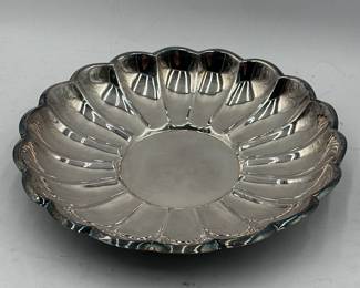 Vintage Reed Barton Holiday Silver Plated Serving Dish