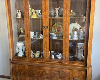 5’ in Length  17” Deep  7’ 8” Tall. 3 shelf 