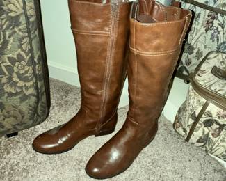 TALL LEATHER BOOTS