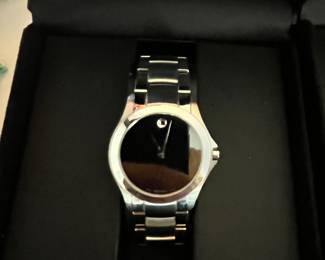 MEN'S MOVADO WATCH IN BOX