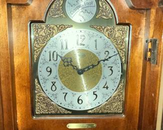 BEAUTIFUL WITH PAPERS - NEEDS ADJUSTMENTS