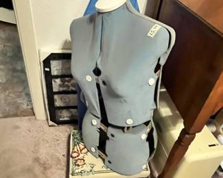 DRESS FORM