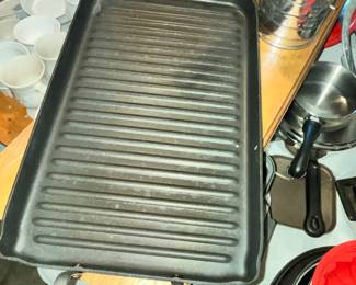 CAST IRON GRILL