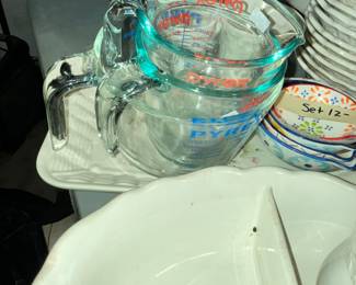 PYREX MEASURING CUPS