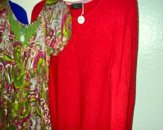 One of two CASHMERE PULLOVERS