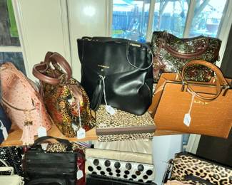 PURSES BY DANBAOLY, LIZ CLAIBORNE & OTHERS