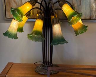 Tiffany Style Lily Pad Lamp with Tulip Shades