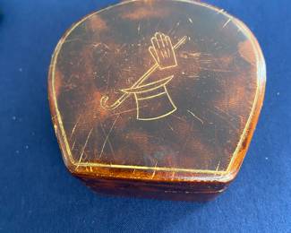 Vtg Roos Bros. Italian Leather Top Hat, Cane and Gloves Cuff link box