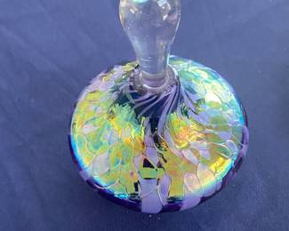 2006 Roger Vines Art Glass Iridescent Perfume bottle
