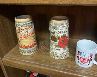Stroh's collector mugs