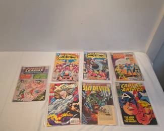 Random Comic Books Lot Of 7