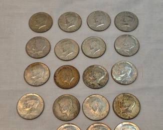 Lot Of 23 Kennedy Silver Clad Half Dollars 