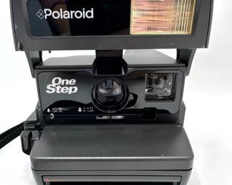 Polaroid One Step 600 Instant Camera
Lot #: 40