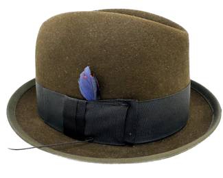 Vintage Wormser Fedora Felt Hat In Original Box, Appears Unused
Lot #: 30