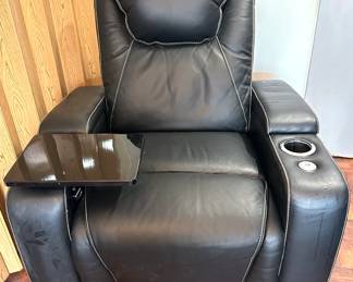 Seatcraft Leather Equinox Home Theater Chair: Power Recliner, Lumbar Support, USB Port, Storage & Cup Holders
Lot #: 21
