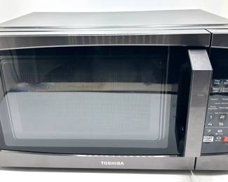 Toshiba Microwave Oven, Barely Used Model ML-EM09PA (BS)
Lot #: 122