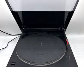 Sansui Linear Compu Edit Turntable Record Player Model P-M70
Lot #: 38