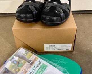 Orthofeet (Juno Black) Mary Jane Women's Size 10 Wide Sandals