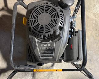 Earthquake 2-Person Earth Auger Powerhead with a Kohler XTX Series 173cc engine