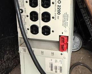 Tripp Lite SmartPro 2200 RM Line Interactive UPS System 