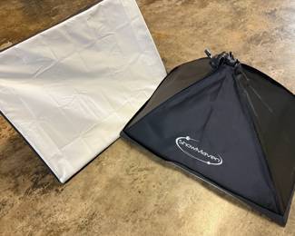 ShowMaven PopUp Photography Softboxes (stands not shown)