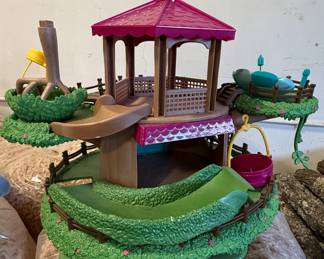 Li'l Woodzeez Family Treehouse Playset