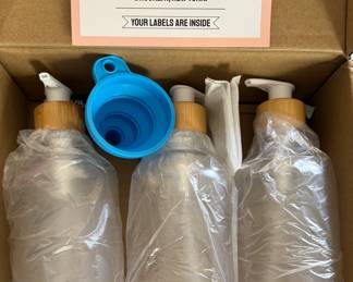 MaisoNovo Refillable Plastic Soap Dispensers