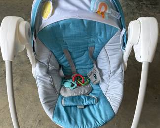 ingenuity Bouncy Chair