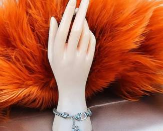 Hairstylist Bracelet With Scissors Comb 