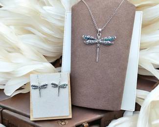 Dragonfly Inlaid Mother Of Pearl Necklace Earring Set