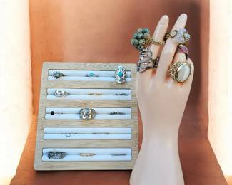 19 Rings Miscellaneous Lot