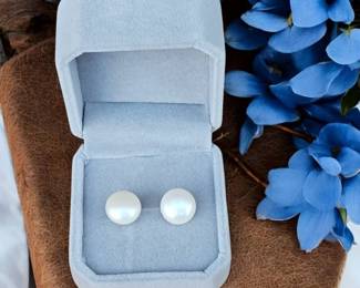 LUC Pearl Earrings Sterling Silver 