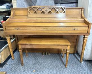 UPRIGHT PIANO