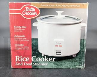 BETTY CROCKER RICE COOKER