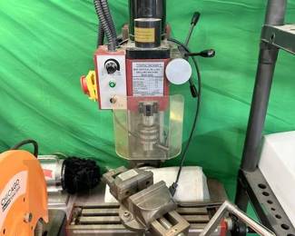 CENTRAL MACHINERY DRILL PRESS